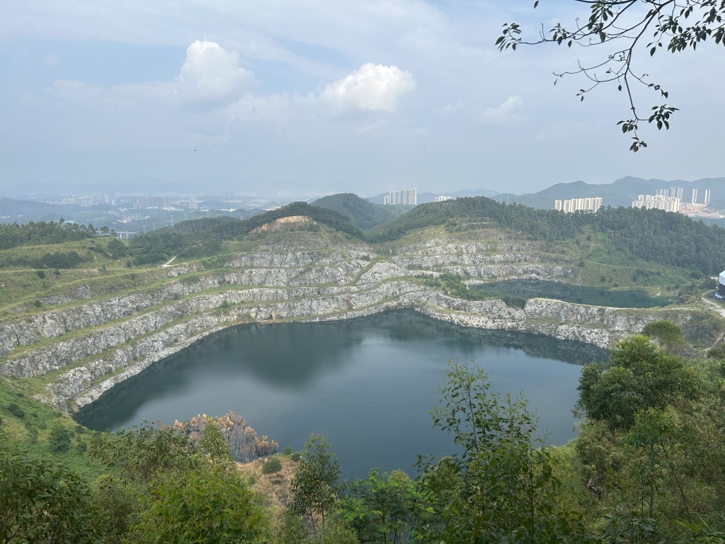 shiyading1.jpg
